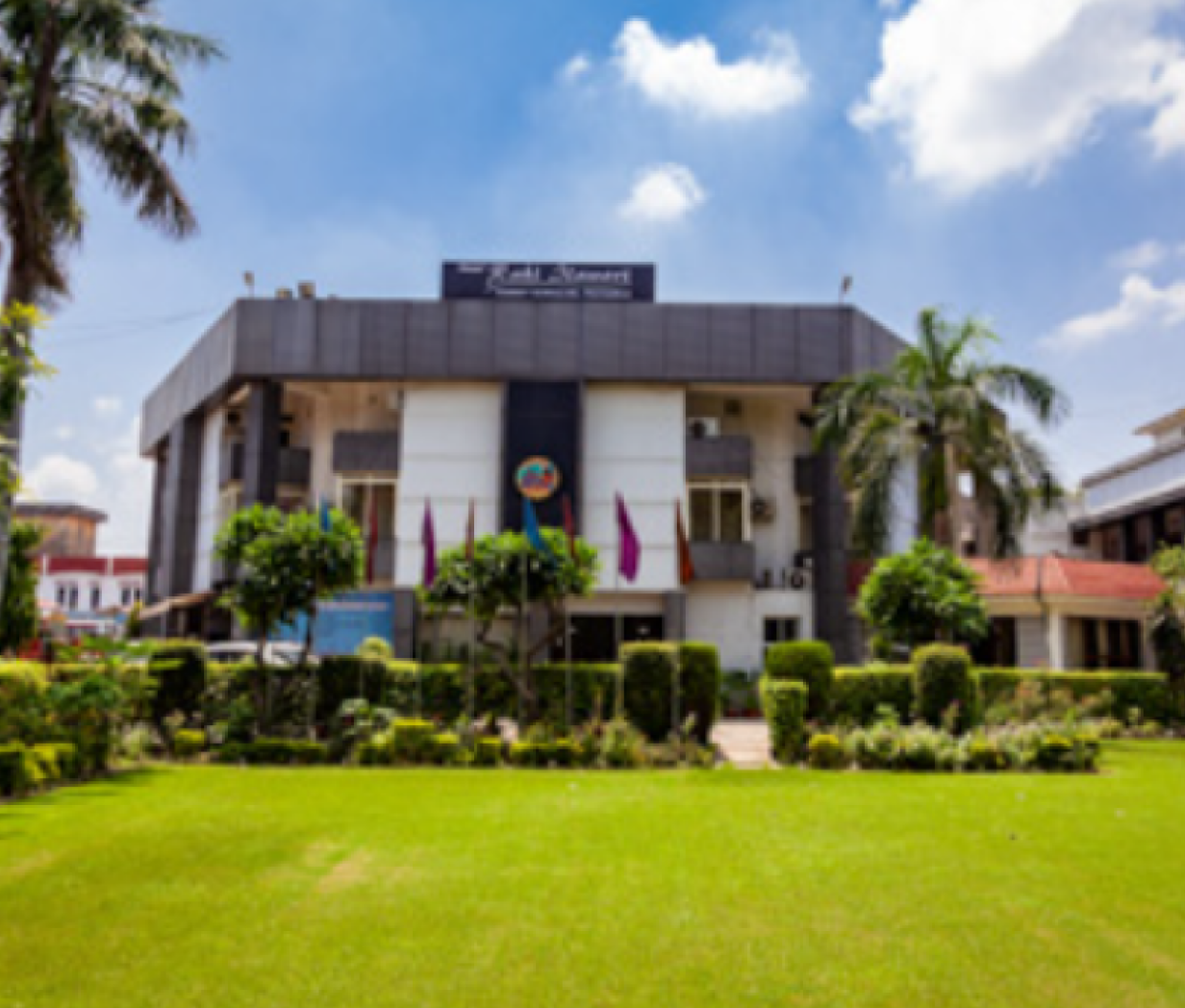 Hotel in Kumbh